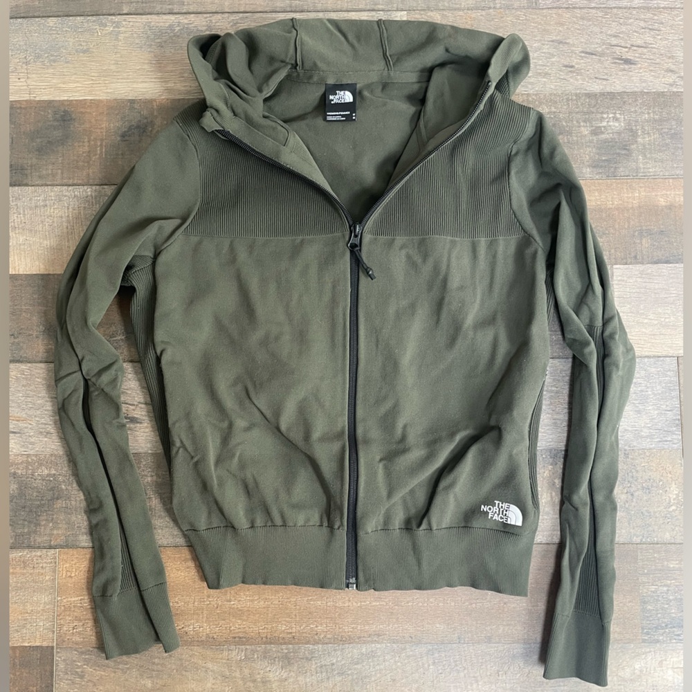 The North women’s zip jacket
